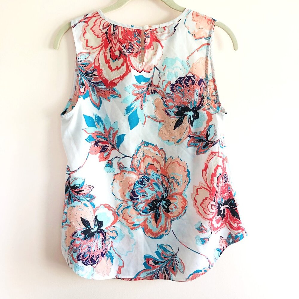 Van Heusen Floral Lace-Yoke Sleeveless Tank Top | Size S/P - Picture 2 of 8